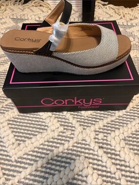 Corkys Black and White Patterned Wedge Sandals